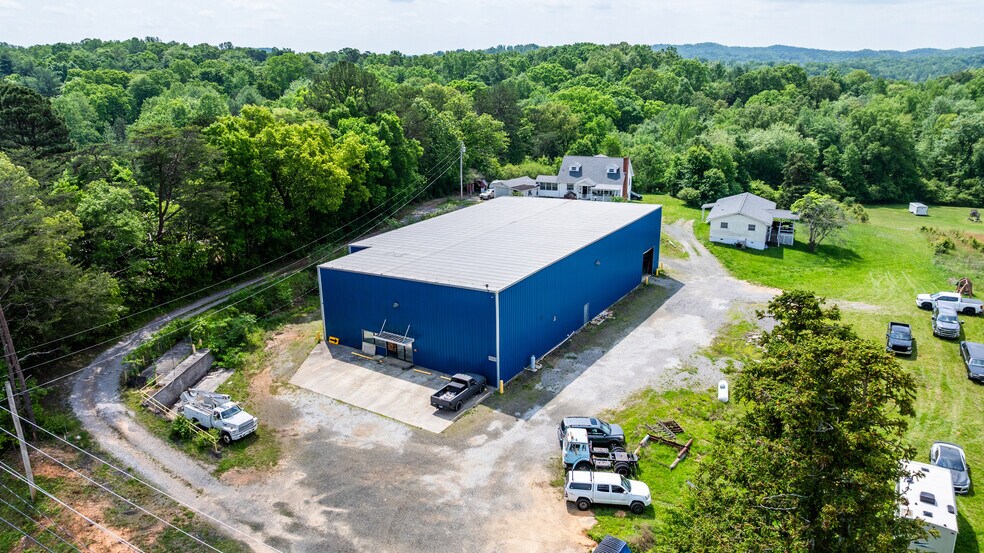 5141 Roane State Hwy, Rockwood, TN à vendre - Photo du bâtiment - Image 2 de 37