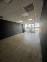 219-225 N Federal Hwy, Hallandale Beach, FL for lease Building Photo- Image 2 of 6