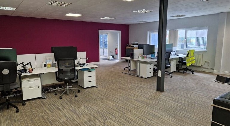 2 Kettlestring Ln, York for lease Interior Photo- Image 1 of 6