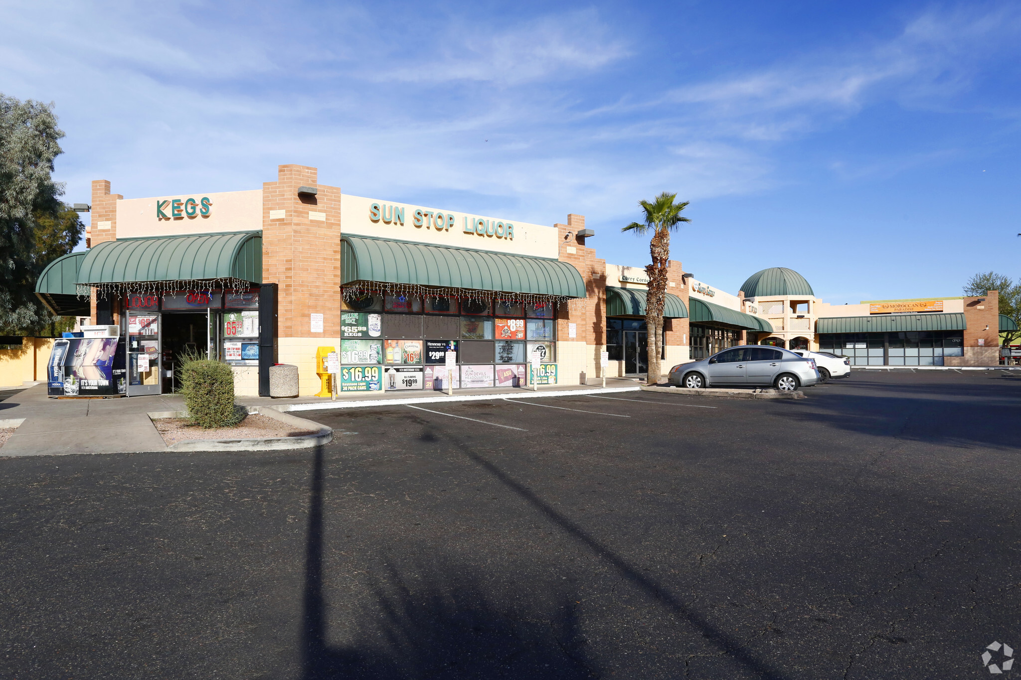 1212 E Apache Blvd, Tempe, AZ à louer Photo du bâtiment- Image 1 de 12