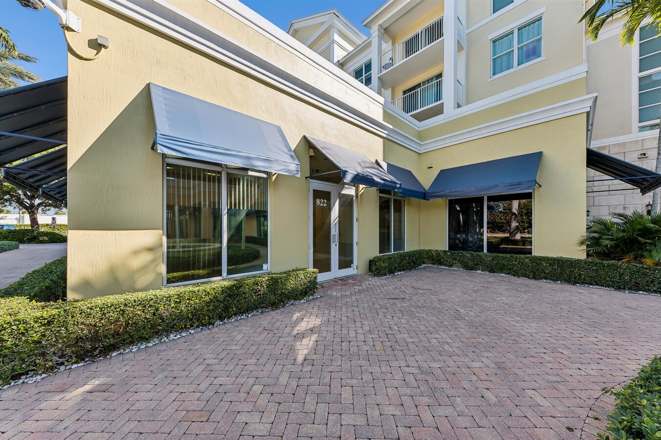 826 N Dixie Hwy, Lantana, FL 33462 - Unité 11-15 - - Photo intérieure - Image 2 of 15