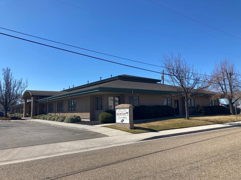 217 W Georgia Ave, Nampa, ID for lease - Building Photo - Image 2 of 3