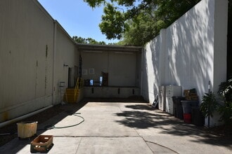 1211 Tech Blvd, Tampa, FL à louer Photo du bâtiment- Image 2 de 6