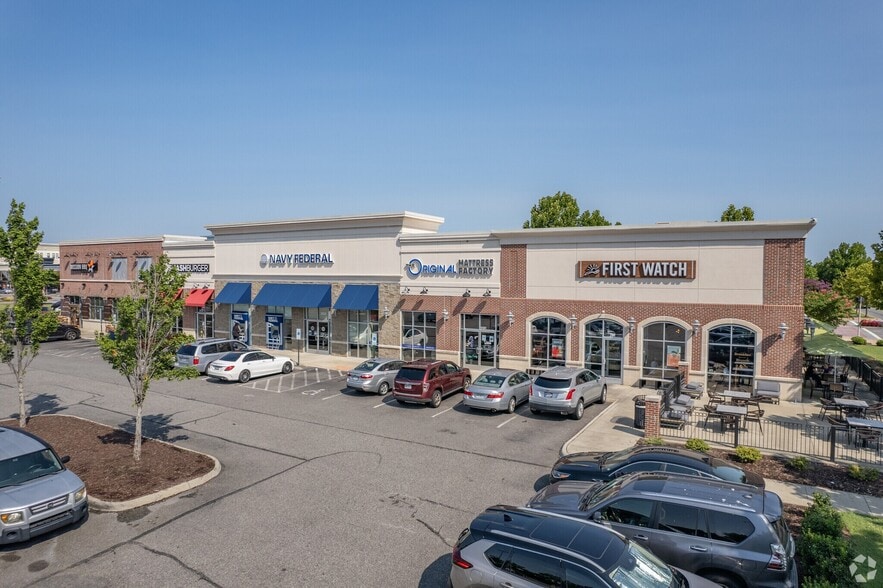 2011 Von Schilling Dr, Hampton, VA for lease - Primary Photo - Image 1 of 1