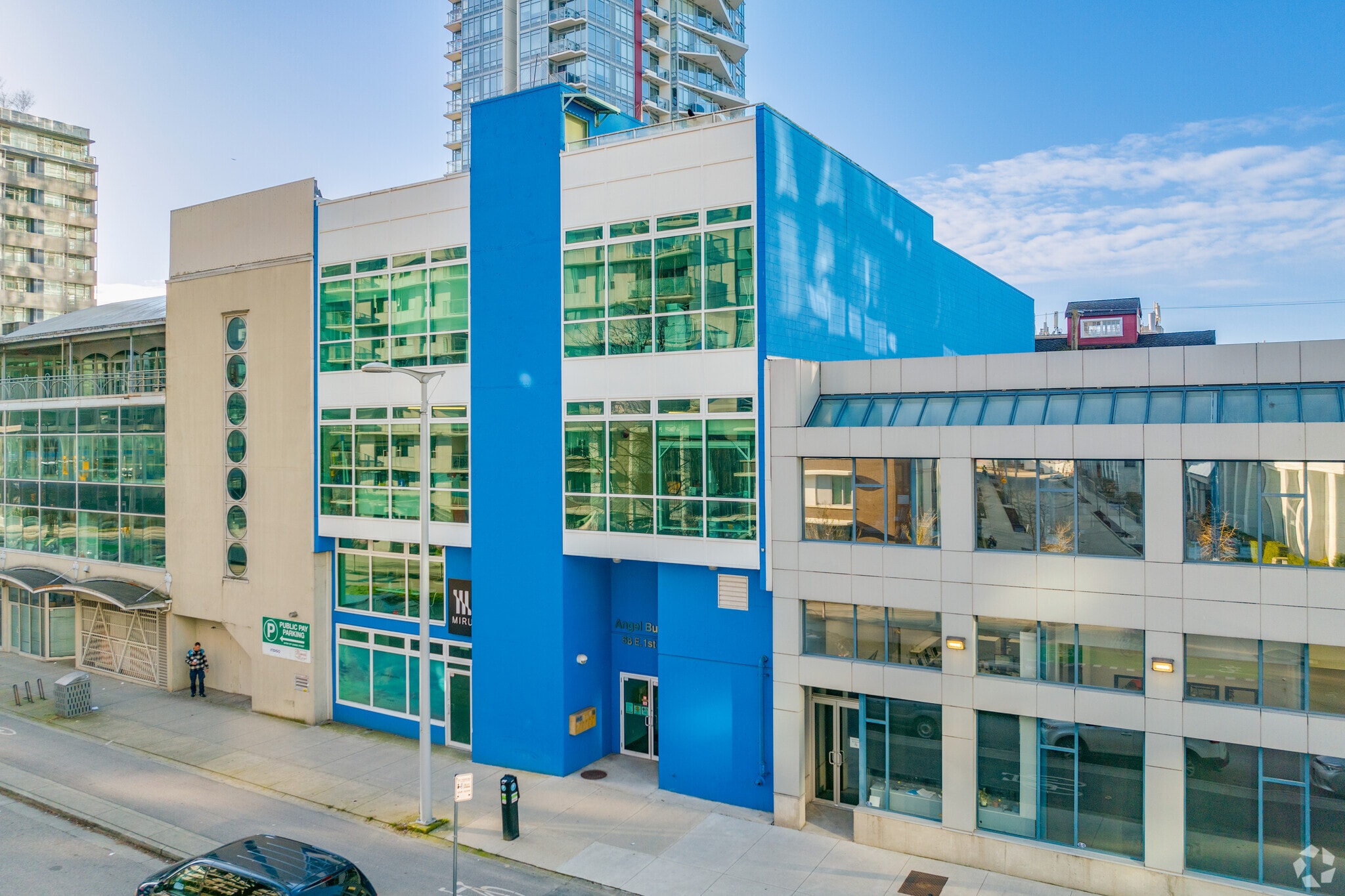 68 E 1st Ave, Vancouver, BC for lease Primary Photo- Image 1 of 8