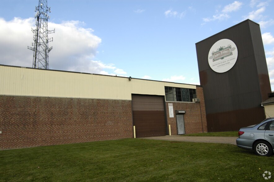 811 E Cayuga St, Philadelphia, PA à vendre - Photo principale - Image 2 de 16