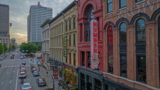 Plus de détails pour 121 W Main St, Louisville, KY - Commerce de détail à vendre