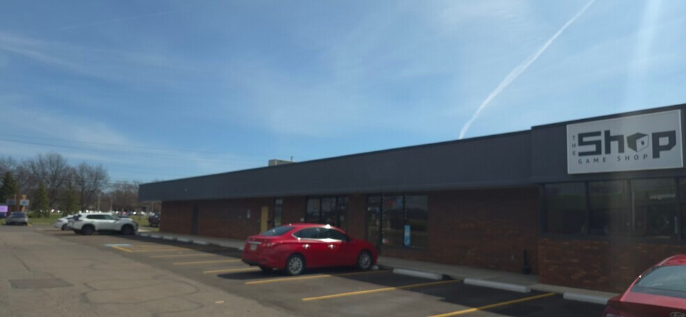 108-120 Antioch Dr, Elyria, OH à louer - Photo du bâtiment - Image 2 de 3