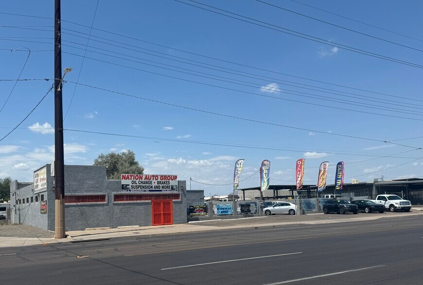 906 E Broadway Rd, Phoenix, AZ à vendre - Photo du bâtiment - Image 1 de 11