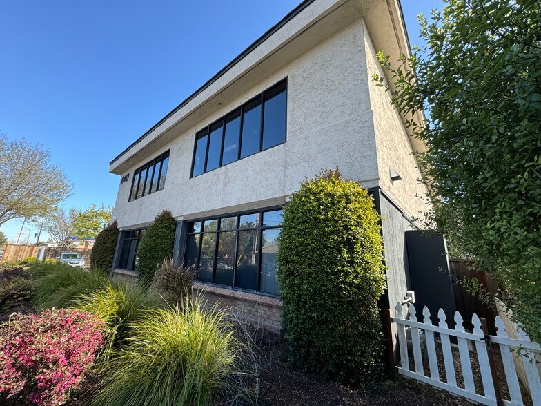 440 N Central Ave, Campbell, CA à vendre - Photo du bâtiment - Image 2 de 6