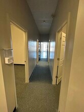 121 Express Ln, Lansing, KS for lease Building Photo- Image 1 of 1