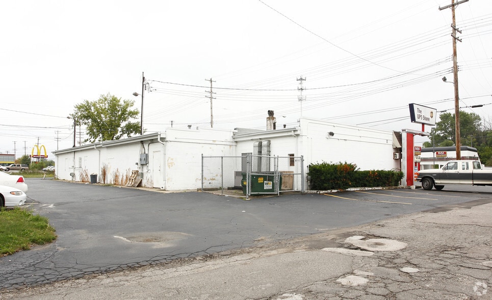3101-3109 S Martin Luther King Jr Blvd, Lansing, MI à vendre - Photo du bâtiment - Image 3 de 9