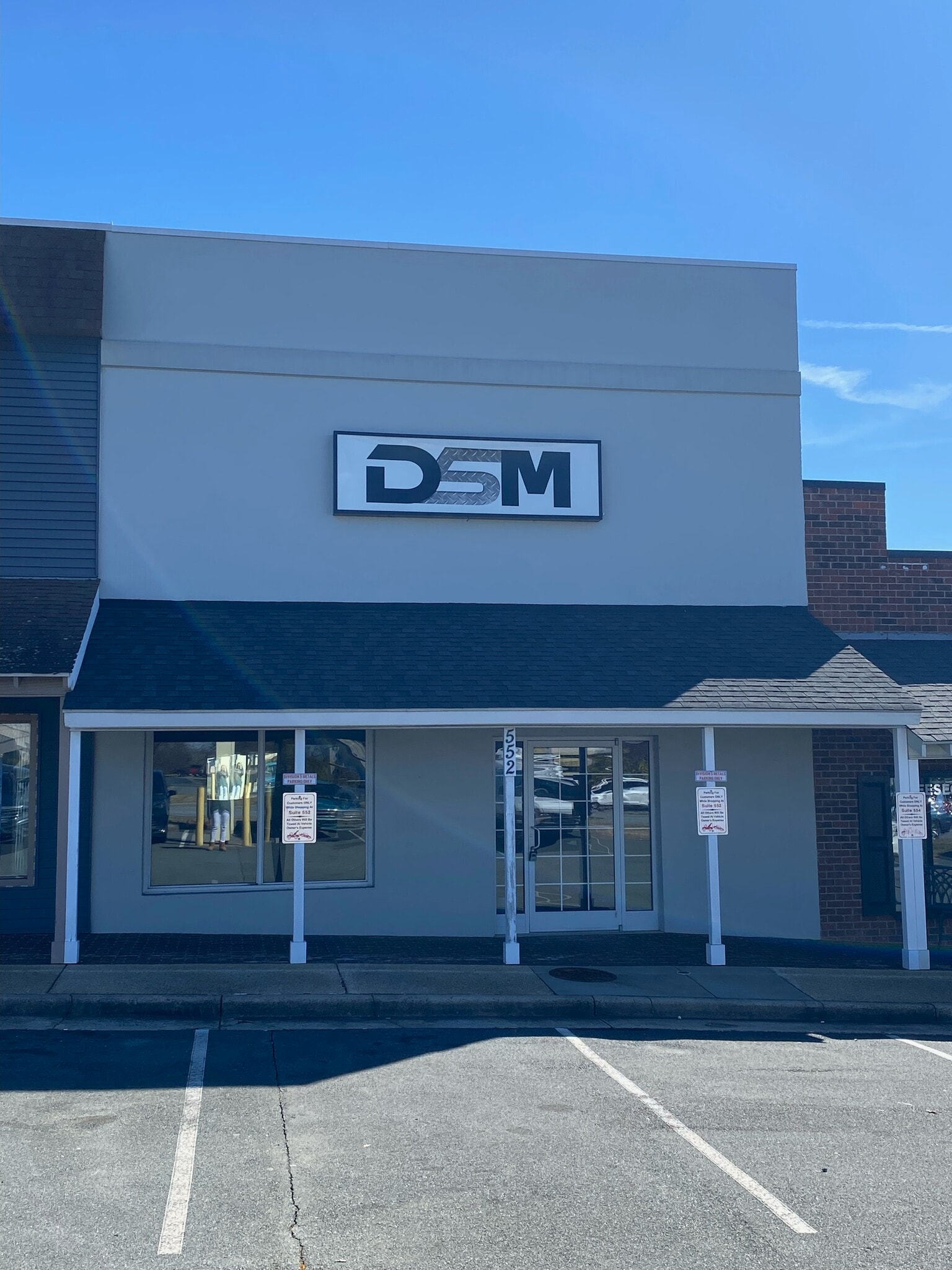 344-564 Huffman Mill Rd, Burlington, NC for lease Building Photo- Image 1 of 10