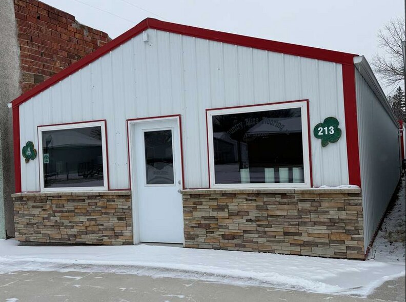 213 S 4th St, Oneill, NE for sale - Building Photo - Image 2 of 11