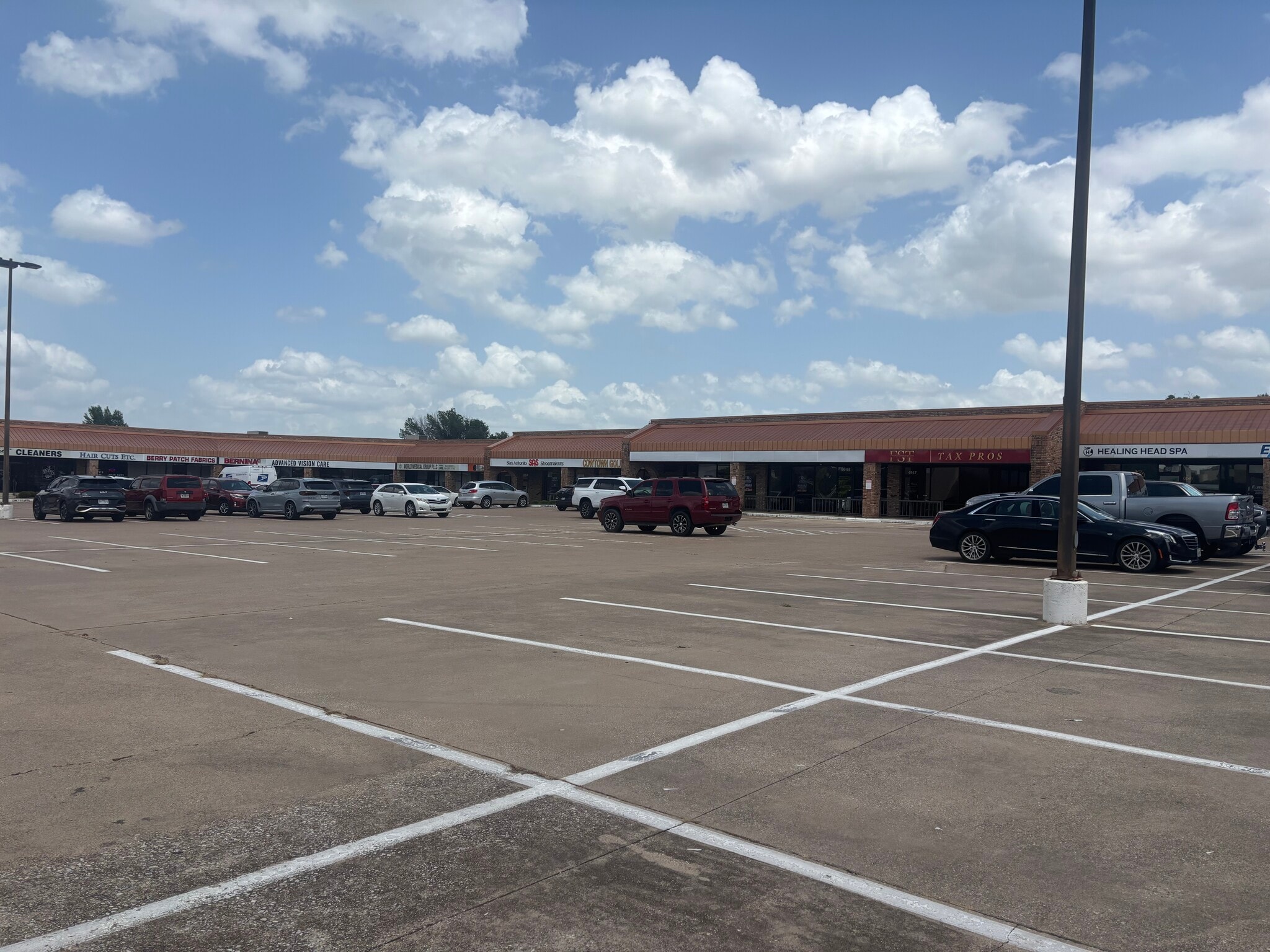 4901-4999 S Hulen St, Fort Worth, TX for lease Primary Photo- Image 1 of 8