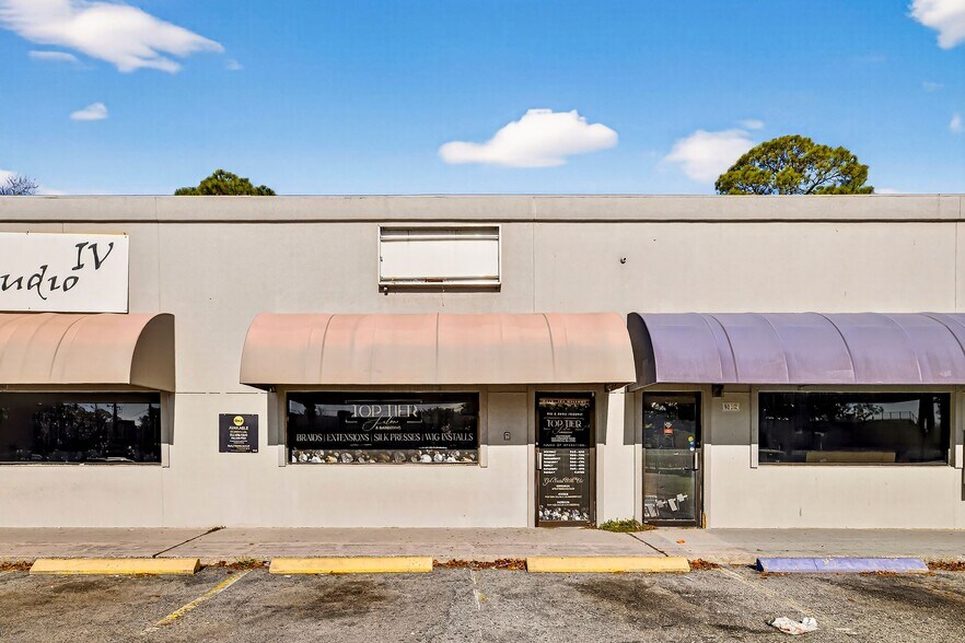 4421-4443 Skidaway Rd, Savannah, GA for lease - Building Photo - Image 2 of 45
