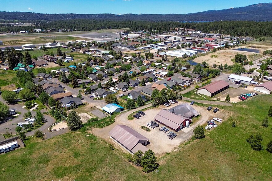 105 E Jacob St, Mccall, ID à vendre - Photo du bâtiment - Image 3 de 52