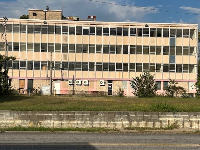 1800 N Maple St, North Little Rock, AR for sale - Building Photo - Image 2 of 5