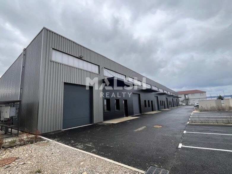 Flex in PONT-DE-L'ISERE for lease - Building Photo - Image 3 of 7