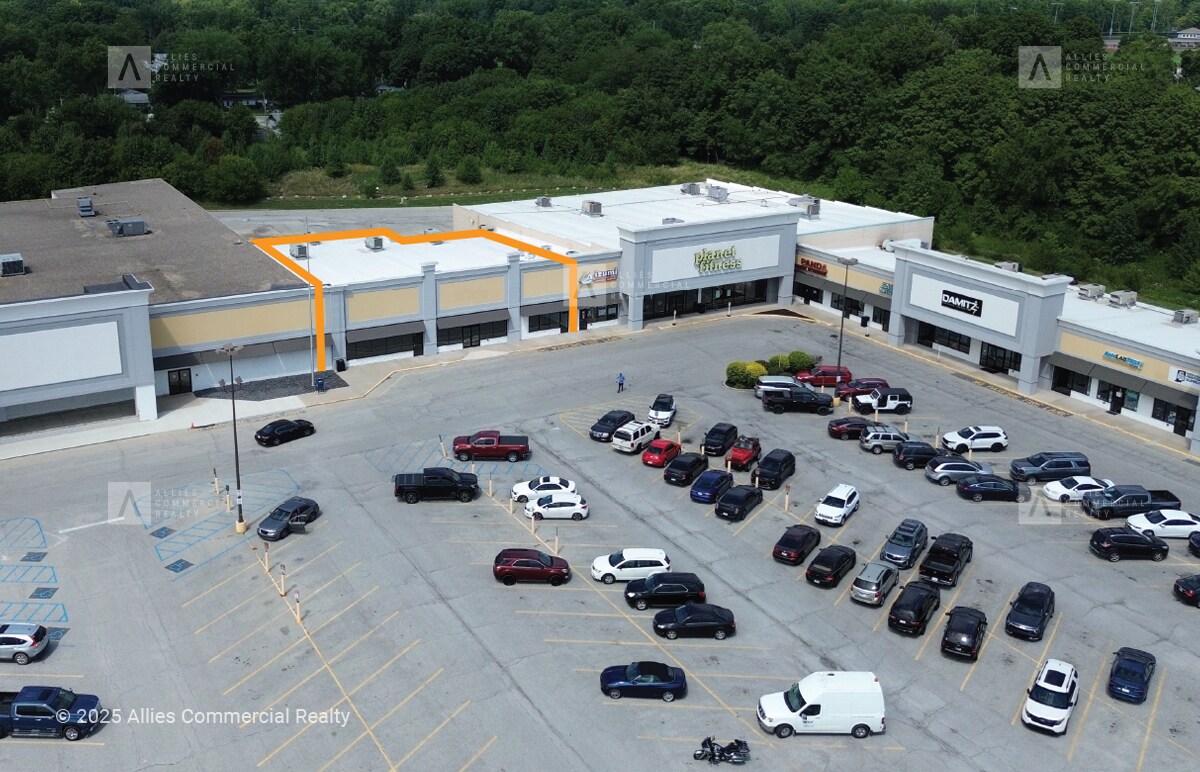 2122-2240 E Markland Ave, Kokomo, IN à louer Photo du bâtiment- Image 1 de 7