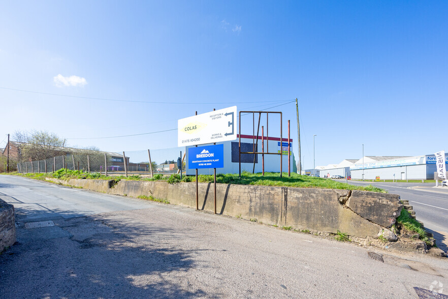 Dysart Rd, Grantham for lease - Building Photo - Image 1 of 4