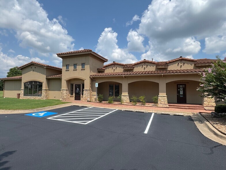 4700 W Urbana St, Broken Arrow, OK à louer - Photo du bâtiment - Image 1 de 6