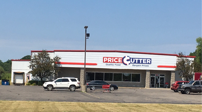 Plus de détails pour 14301 White Creek Ave NE, Cedar Springs, MI - Commerce de détail à vendre