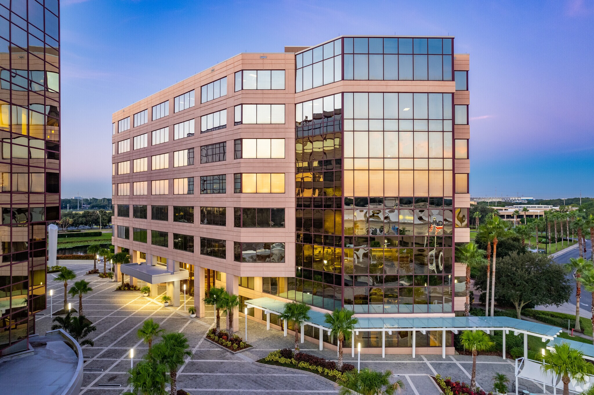 3111 W Dr Martin Luther King Jr Blvd, Tampa, FL for lease Primary Photo- Image 1 of 7