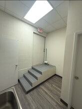 2201 S W S Young Dr, Killeen, TX à louer Photo intérieure- Image 2 de 11