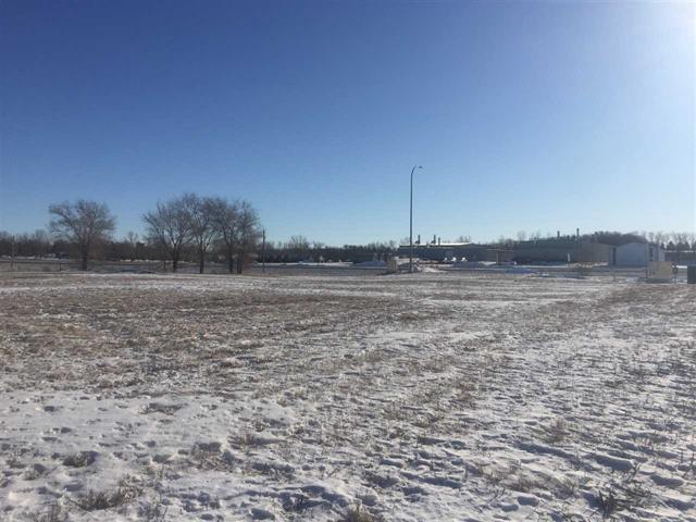 710 SE 74th St, Minot, ND à vendre - Photo du bâtiment - Image 3 de 11