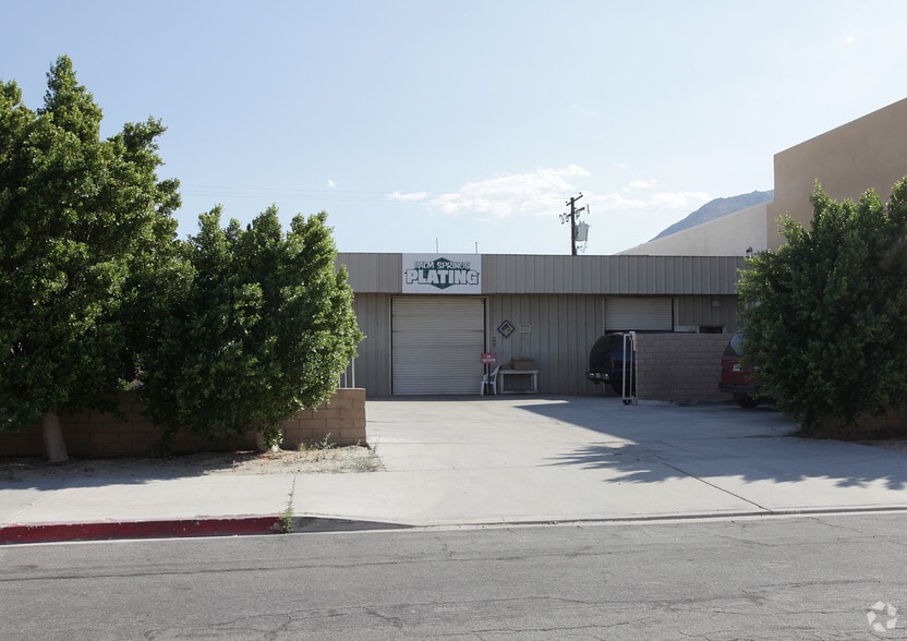 345 W Del Sol Rd, Palm Springs, CA for lease - Building Photo - Image 3 of 5