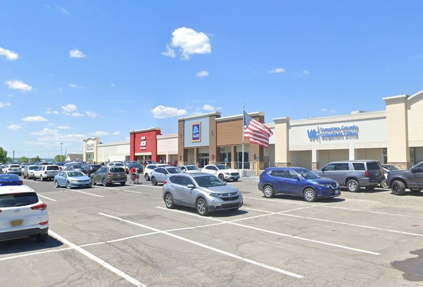 2301-2315 N Triphammer Rd, Ithaca, NY for lease - Building Photo - Image 1 of 12