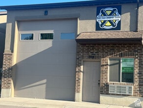 1451 W 5175 S, Riverdale, UT for lease Interior Photo- Image 2 of 5