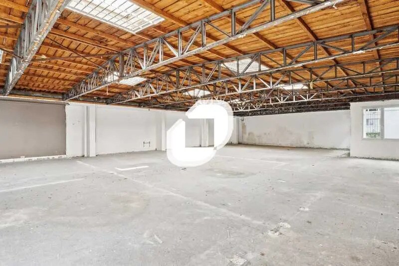 Bureau dans Paris à vendre - Photo du bâtiment - Image 3 de 16