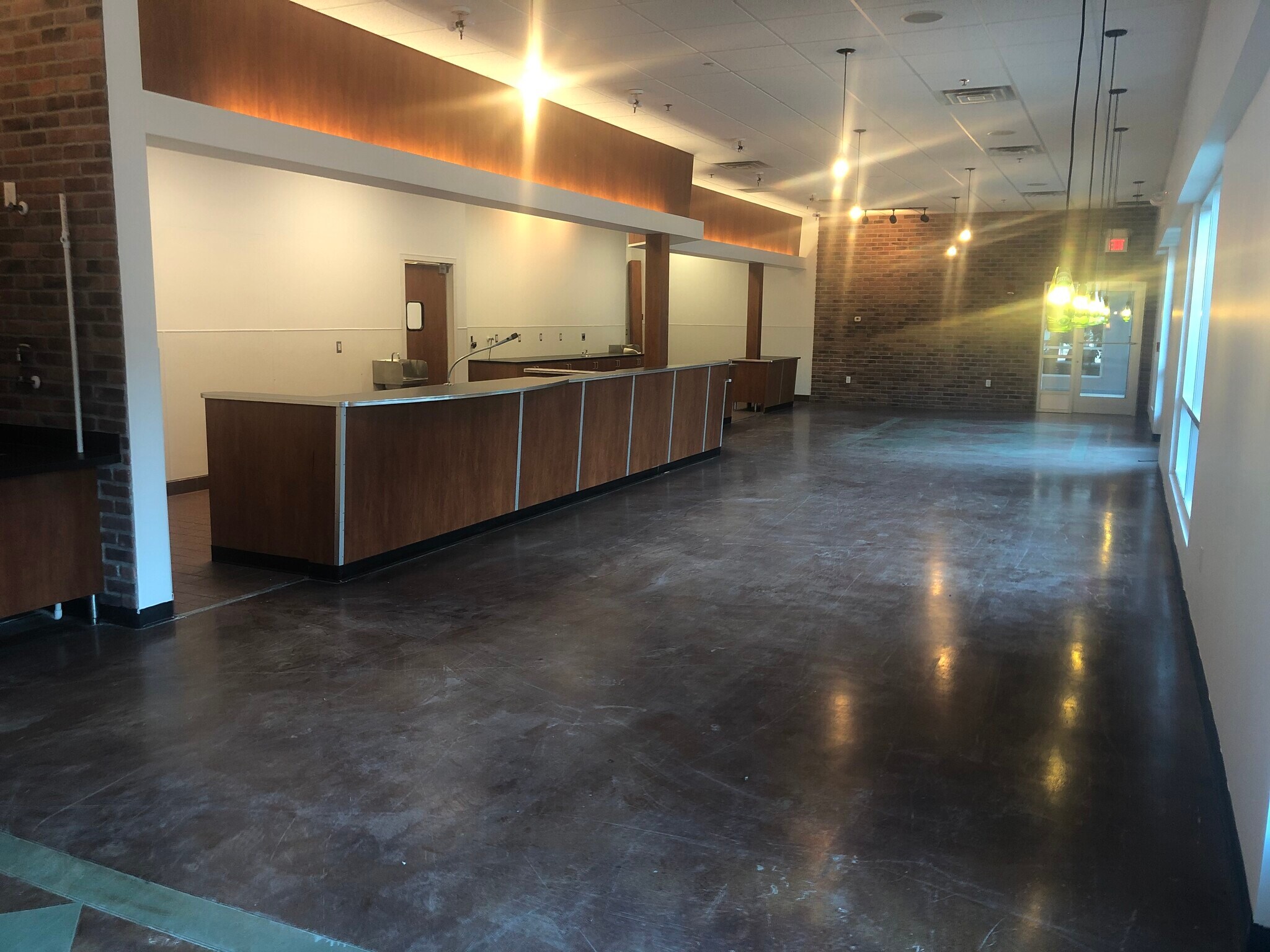 15 1st St SE, Rochester, MN for lease Interior Photo- Image 1 of 11