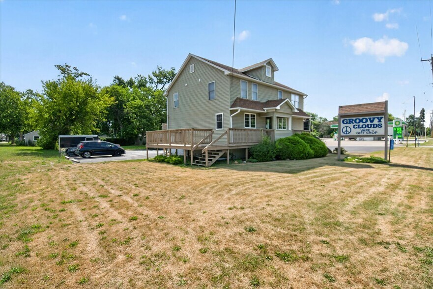 12425 Antioch Rd, Trevor, WI à vendre - Photo du bâtiment - Image 2 de 23