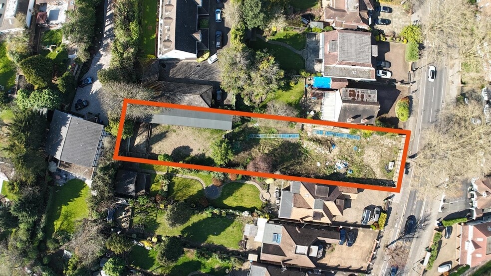 154 Park Av, Enfield for sale - Aerial - Image 1 of 7