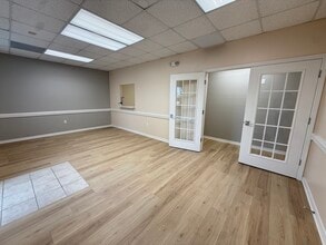 8931 Conference Dr, Fort Myers, FL à louer Photo intérieure- Image 1 de 3