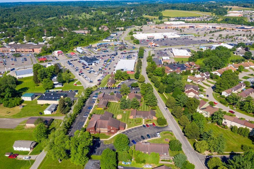 1100 Brandywine Blvd, Zanesville, OH for lease - Building Photo - Image 2 of 24