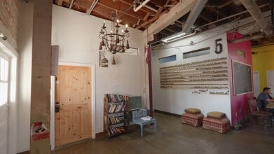 1333 Buena Vista St, San Antonio, TX for lease - Commercial Listing Video 