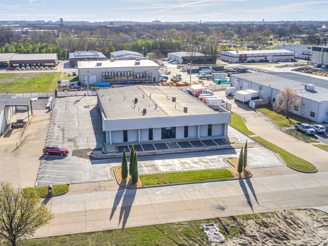 More details for 1827 N Yellowood Ave, Broken Arrow, OK - Industrial for Lease