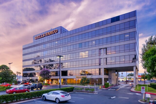 100 N Citrus St, West Covina, CA à louer - Photo du bâtiment - Image 1 de 7