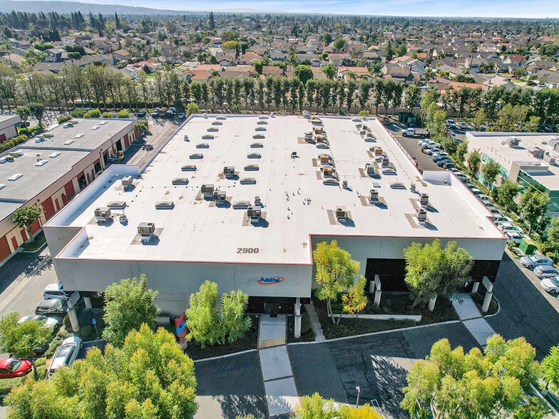 2900 Saturn St, Brea, CA for sale - Building Photo - Image 1 of 5