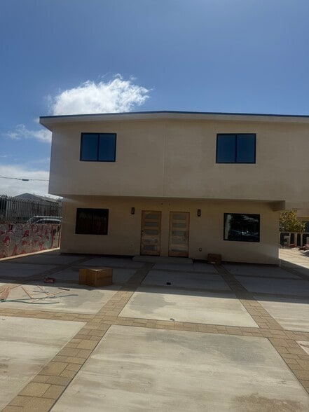 906 Lakme ave, Wilmington, CA for sale - Building Photo - Image 3 of 13