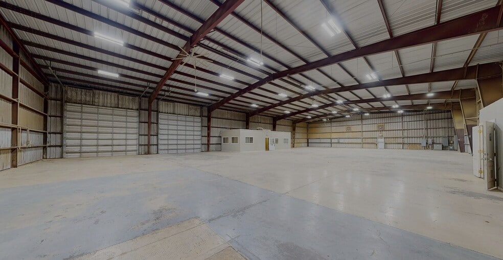 5850 Cunningham Rd, Houston, TX à louer - Photo du bâtiment - Image 3 de 14