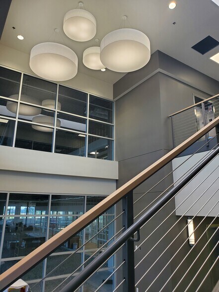 1907 S 4th St, Champaign, IL à louer - Photo intérieure - Image 3 de 3