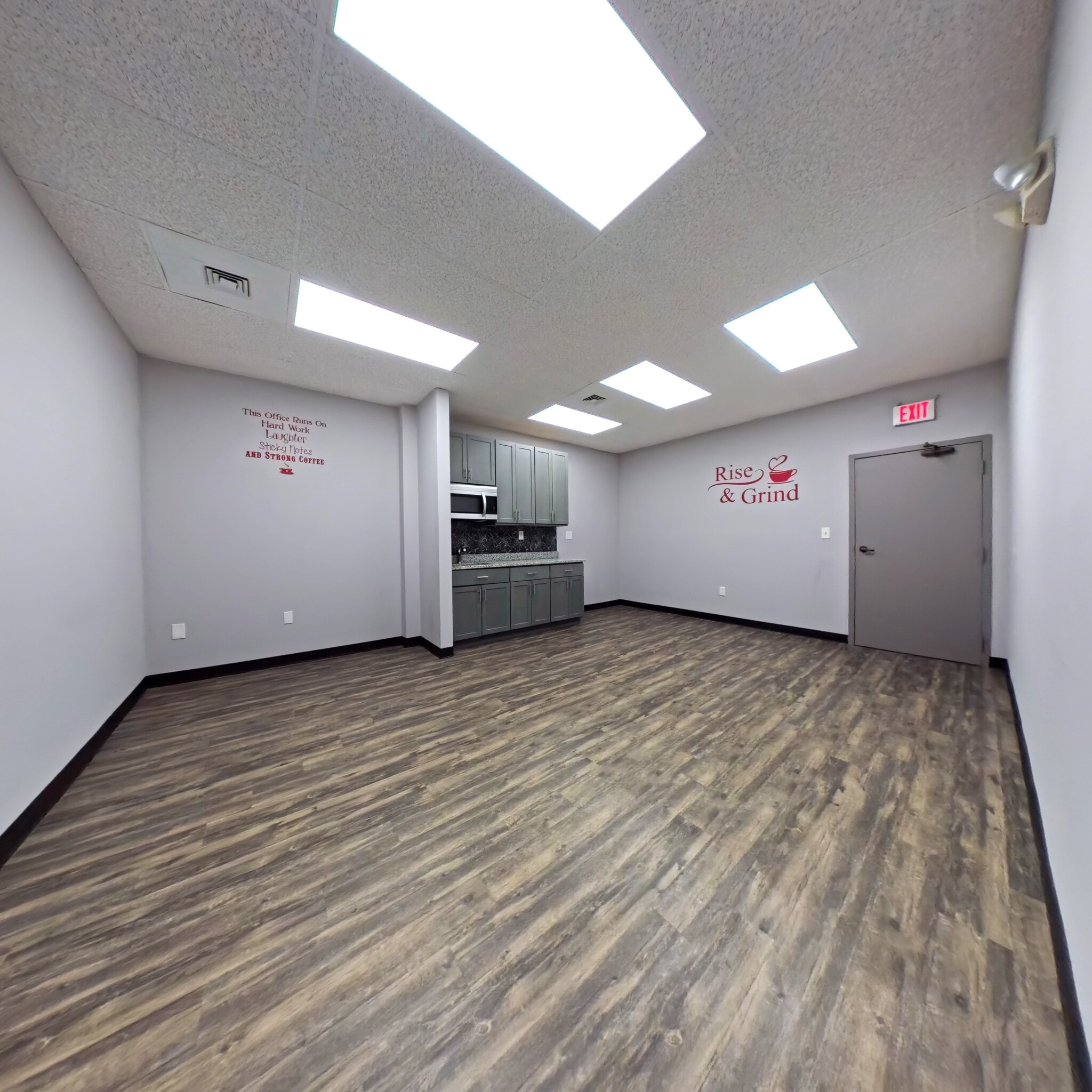 1335 Capital Circle, Marietta, GA à louer Photo intérieure- Image 1 de 7