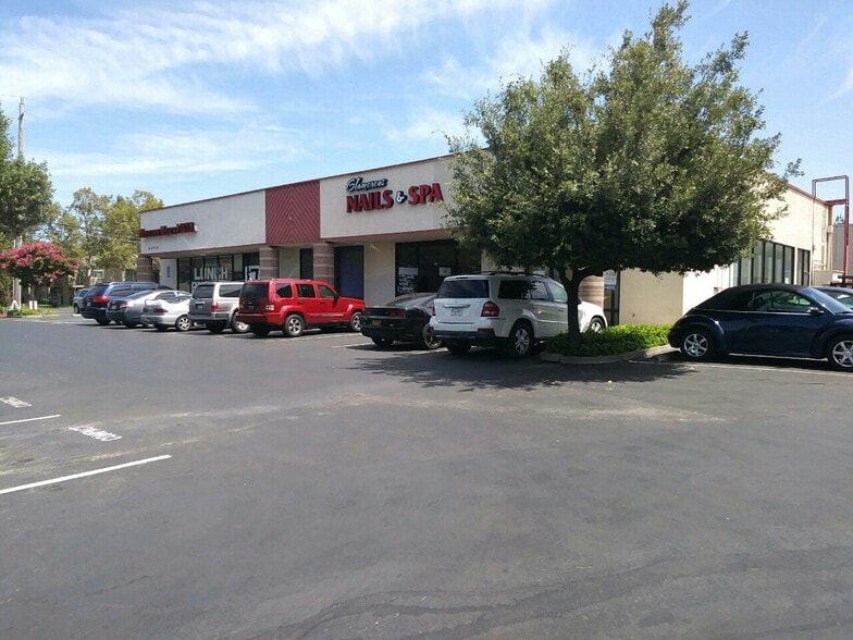 8690 Elk Grove Blvd, Elk Grove, CA for lease - Building Photo - Image 3 of 5