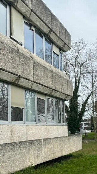 Plus de détails pour Bureau à louer