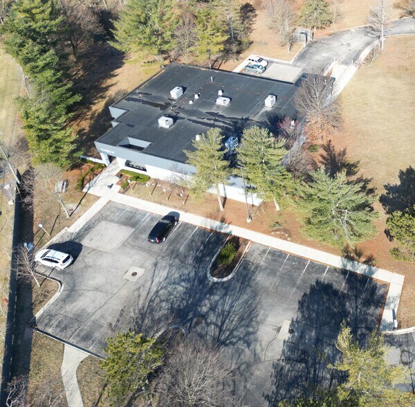 3155 Dallavo Ct, Walled Lake, MI à vendre - Aérien - Image 3 de 3